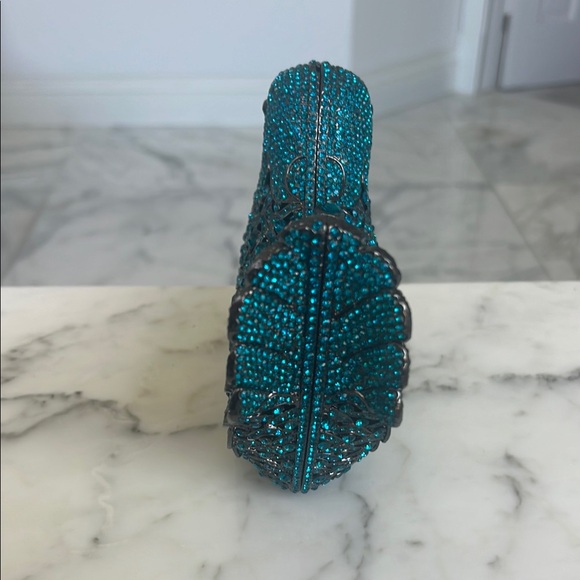 Elegant Rhinestone Blue Bird Clutch with cross body strap
